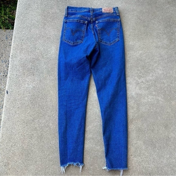 Levi’s Wedgie Skinny Jeans Raw Hem - Picture 3 of 5